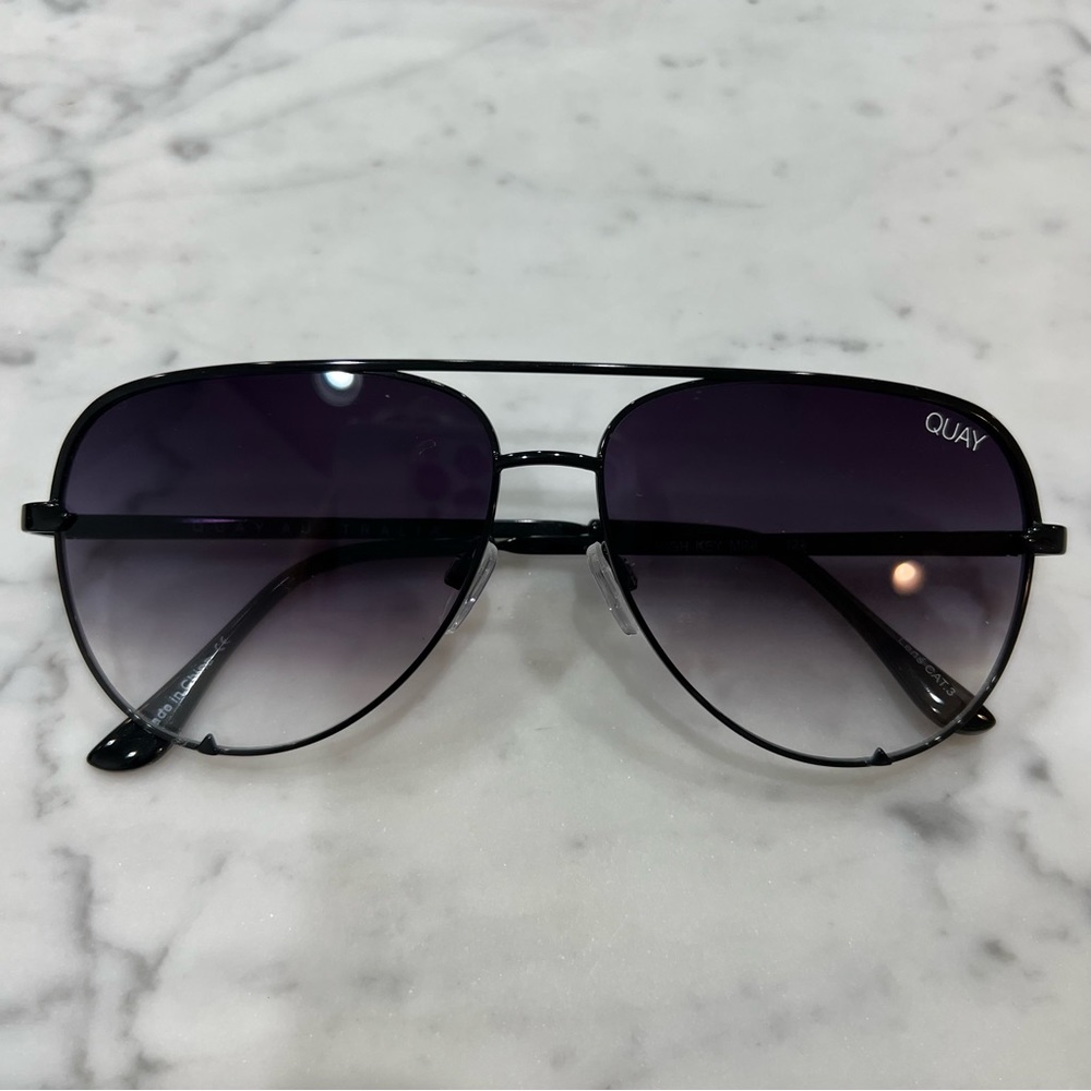 QUAY High Key Black/Fade Sunglasses